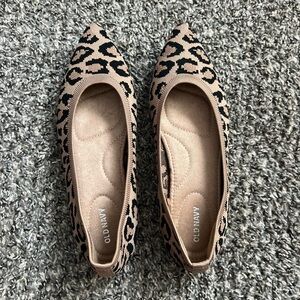 Old Navy Women's Size 8 Leopard Flats - Black and Tan